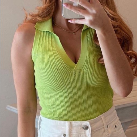 Tops - Womens ribbed knit sleeveless top